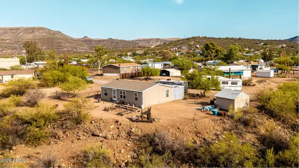 33250 S MELANIE Lane, Black Canyon City, AZ 85324