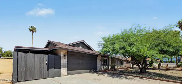 3008 W GAIL Road, Phoenix, AZ 85029