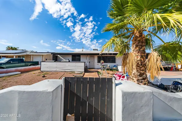 11202 W OREGON Avenue, Youngtown, AZ 85363