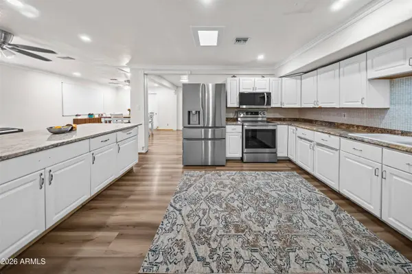 11202 W OREGON Avenue, Youngtown, AZ 85363