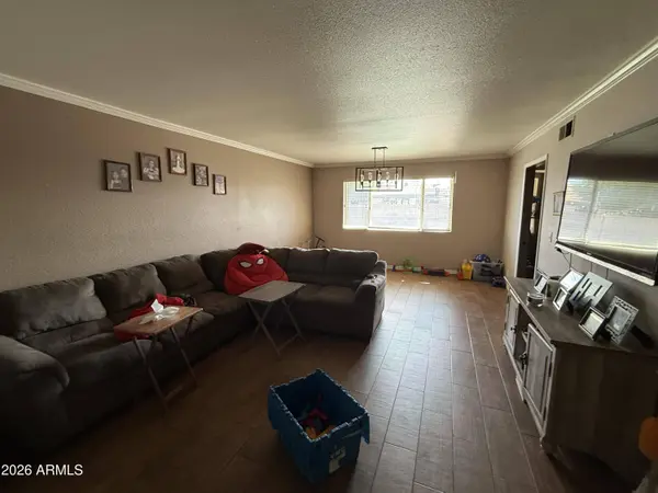 2055 E FAIRFIELD Street, Mesa, AZ 85213