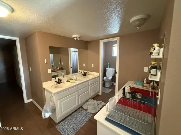2055 E FAIRFIELD Street, Mesa, AZ 85213
