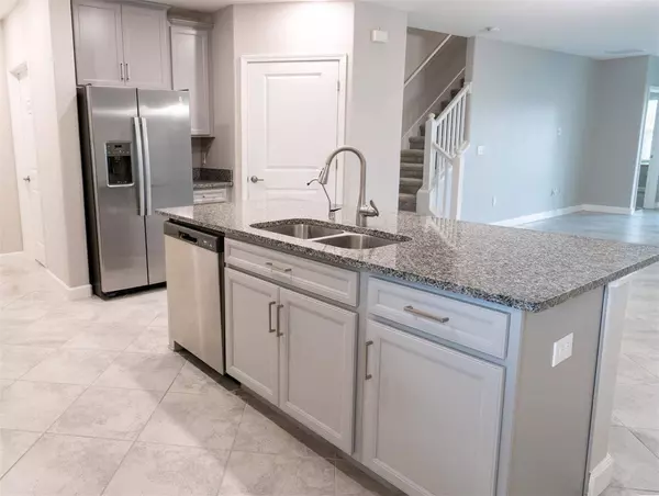 17009 CLEAR CORK DR, Wimauma, FL 33598