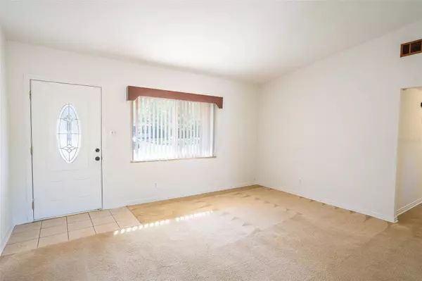 120 RUBY CIR, Brandon, FL 33510