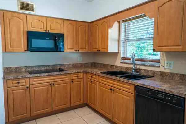 120 RUBY CIR, Brandon, FL 33510