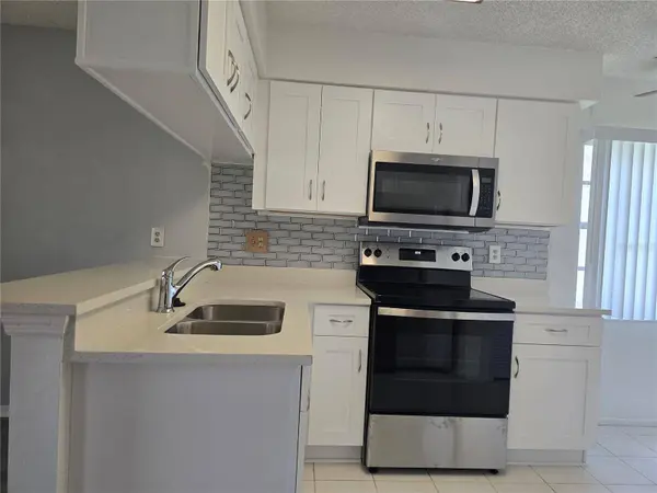 2020 RUDDER DR, Valrico, FL 33594