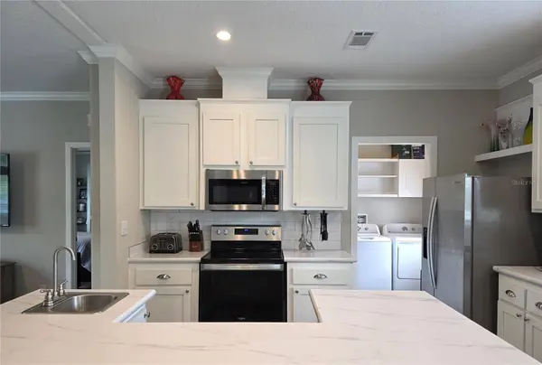 10617 SKEWLEE GARDENS DR, Thonotosassa, FL 33592
