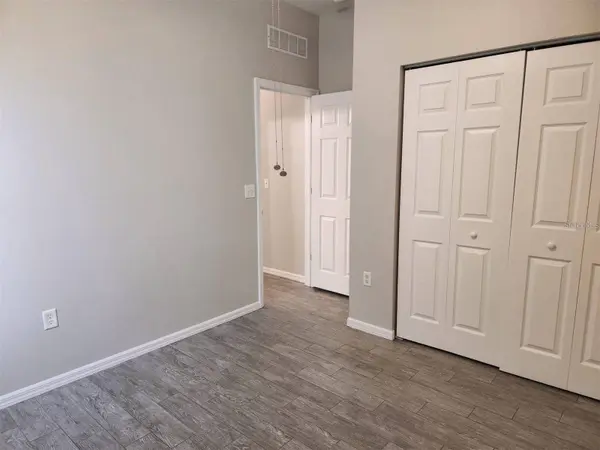 107 SLIPPER KEY RD, Apollo Beach, FL 33572