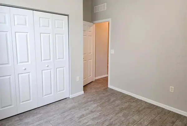107 SLIPPER KEY RD, Apollo Beach, FL 33572