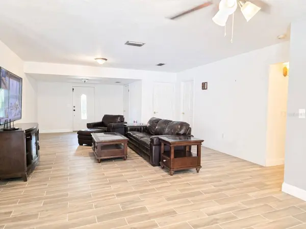 9303 ALICE LN, Riverview, FL 33578