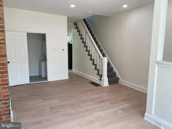 823 N HUTTON ST, Philadelphia, PA 19104