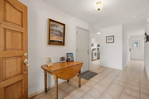 2405 Flagstone RD NE, Rio Rancho, NM 87124