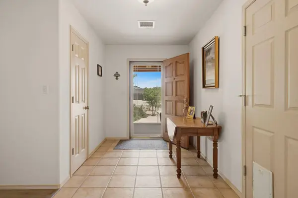 2405 Flagstone RD NE, Rio Rancho, NM 87124