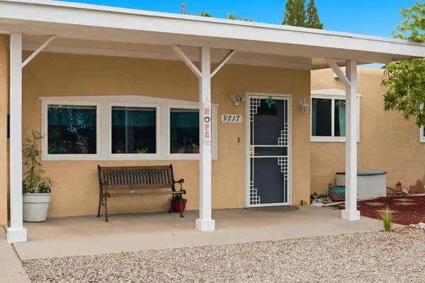 9717 Snowheights BLVD NE, Albuquerque, NM 87112