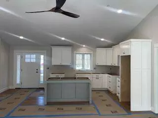 39 Jasper LN, Arundel, ME 04046