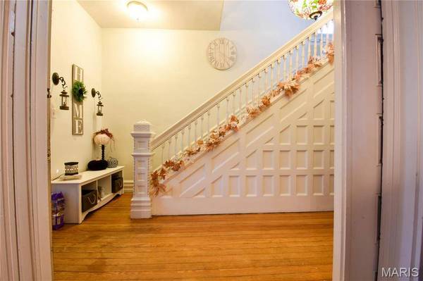 120 E Corbin ST, Bethalto, IL 62010