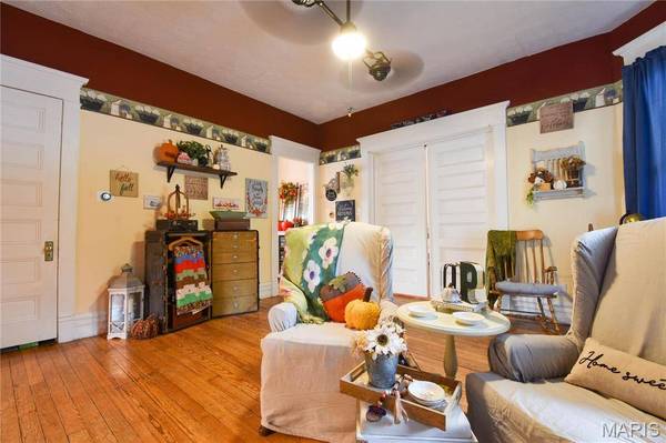 120 E Corbin ST, Bethalto, IL 62010