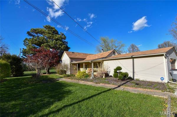 802 E Pleasant ST, Bunker Hill, IL 62014