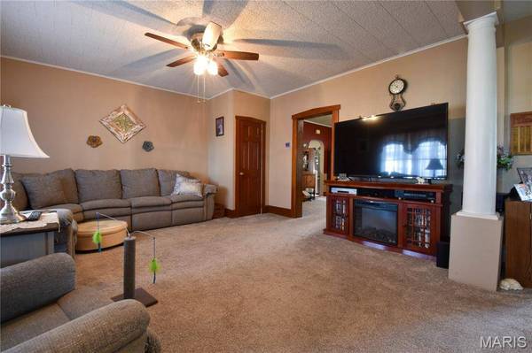 8221 State Route 4, Staunton, IL 62088