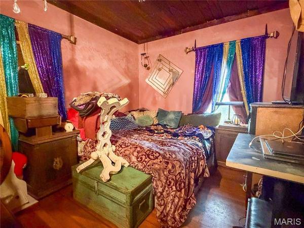 818 S State ST, Litchfield, IL 62056