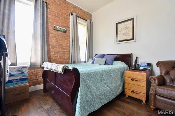 303 W 1st South ST, Mount Olive, IL 62069