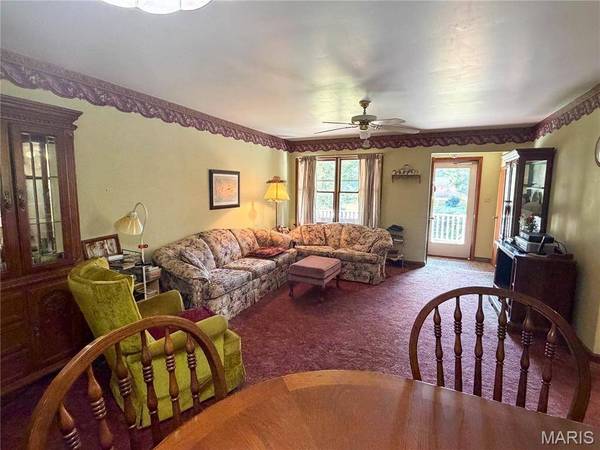 100 Fisher AVE, Sawyerville, IL 62085