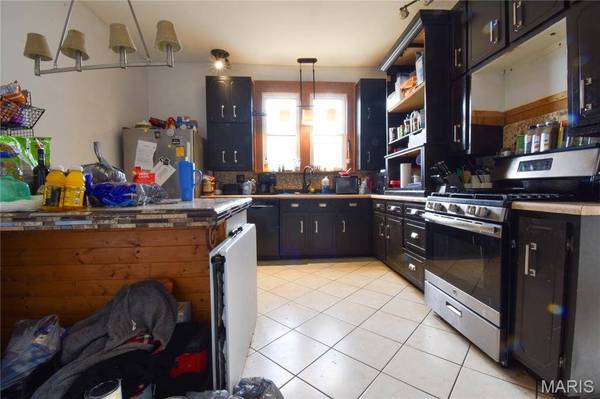 500 W 1st South ST, Mount Olive, IL 62069