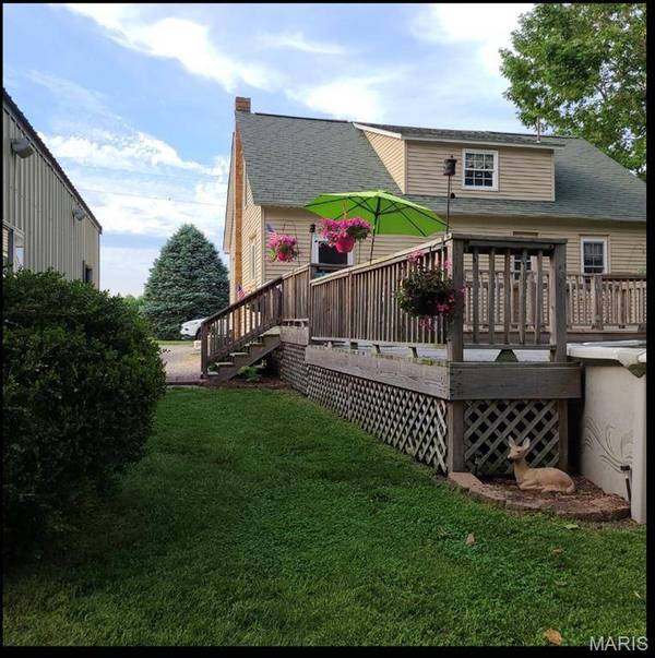 12012 Silver Creek RD, Alhambra, IL 62001