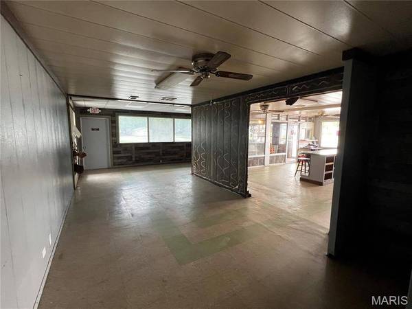 536 Veterans Memorial DR, Livingston, IL 62058
