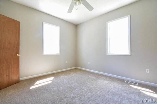 315 Irene ST, Staunton, IL 62088