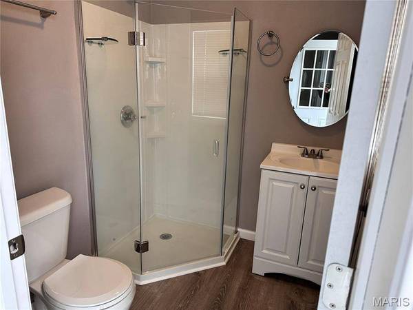 105 E Macoupin ST, Staunton, IL 62088