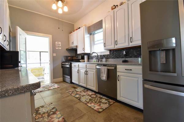 615 N Illinois AVE, Litchfield, IL 62056