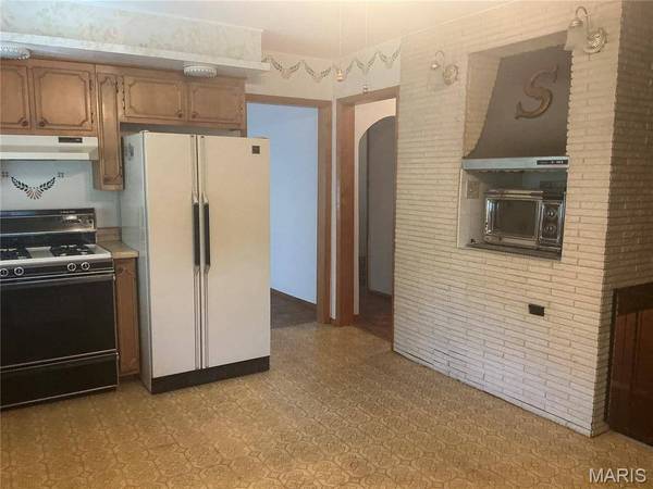 211 Edgar ST, Gillespie, IL 62033