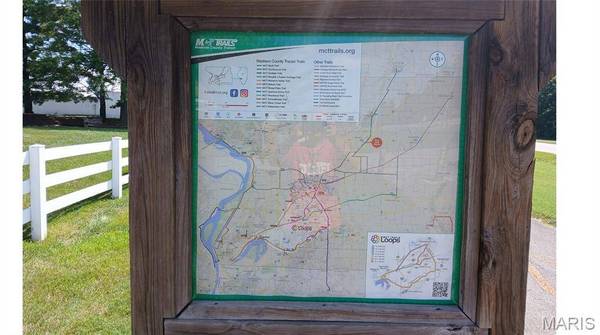 408 Marty Graten CT, Hamel, IL 62046