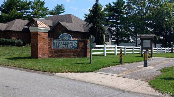 408 Marty Graten CT, Hamel, IL 62046