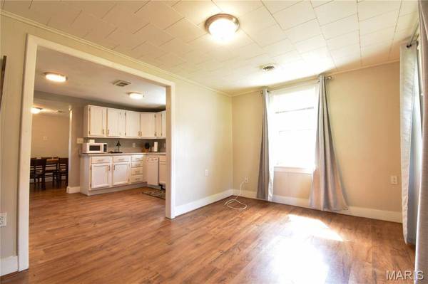 1109 W Corbin ST, Bethalto, IL 62010