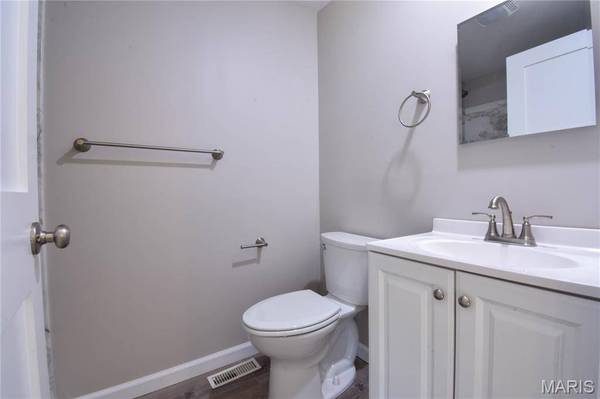 322 E 4th ST, Staunton, IL 62088