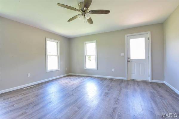 322 E 4th ST, Staunton, IL 62088