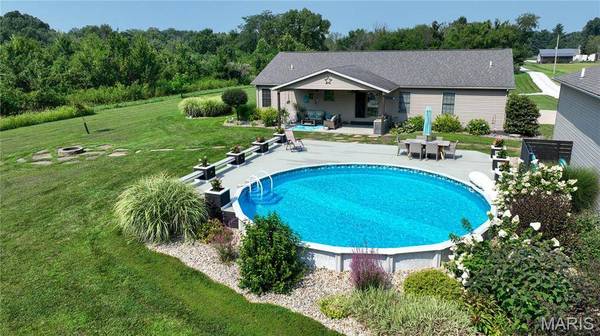 8030 Brickyard Hill Road RD, Worden, IL 62097