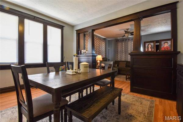 1521 9th ST, Highland, IL 62249