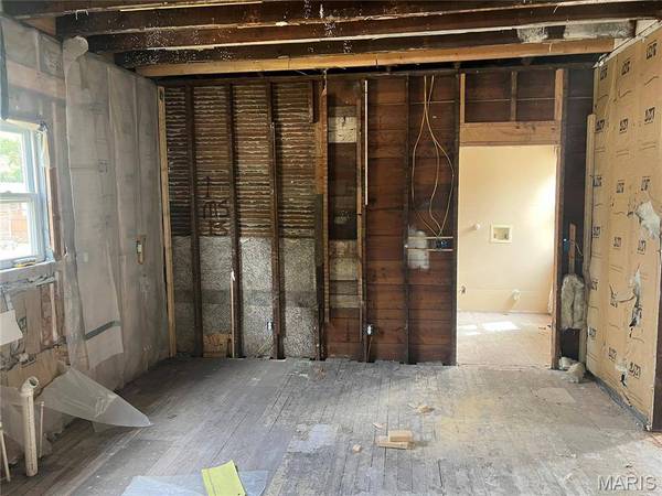 410 N 7th ST, Benld, IL 62009