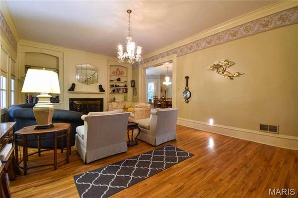 821 N Madison ST, Litchfield, IL 62056