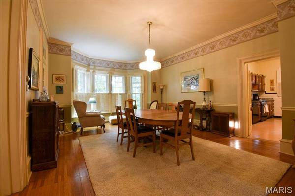 821 N Madison ST, Litchfield, IL 62056