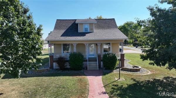 500 Benton ST, Mount Olive, IL 62069