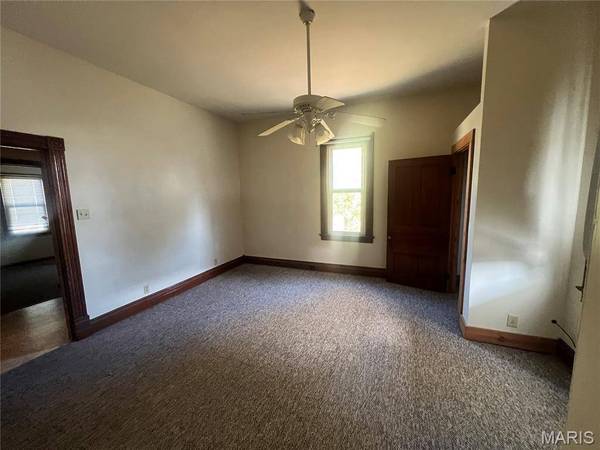 301 E 7th North ST, Mount Olive, IL 62069