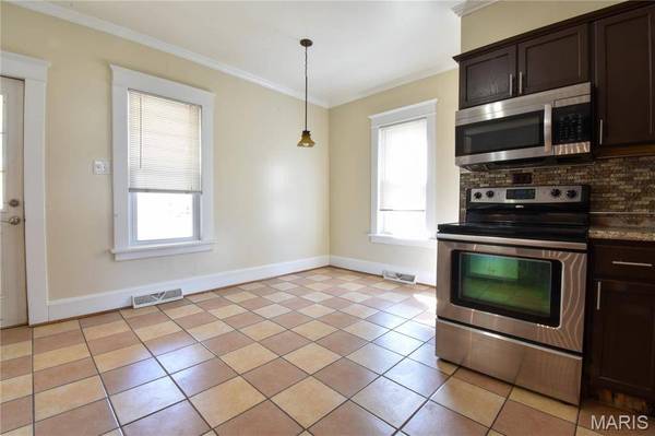 500 Benton ST, Mount Olive, IL 62069