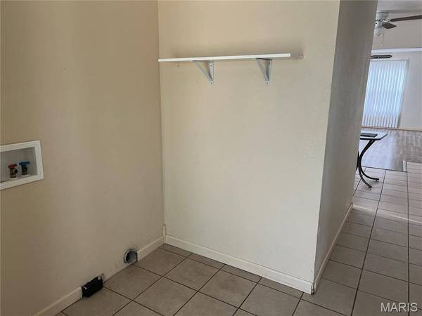 312 School ST, Wilsonville, IL 62093