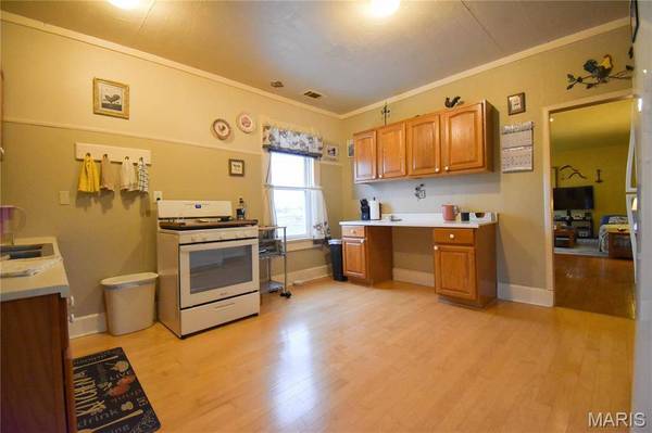 200 W Garrison ST, Gillespie, IL 62033