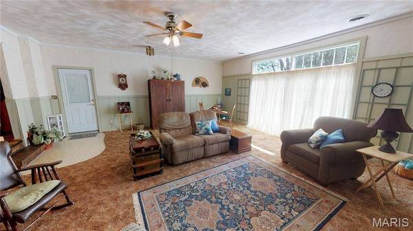 109 Maple ST, Benld, IL 62009