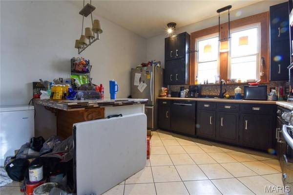 500 W 1st South ST, Mount Olive, IL 62069